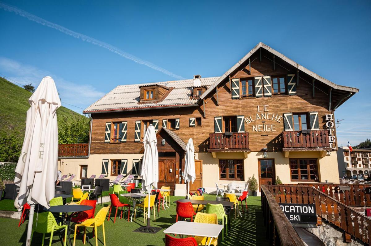 Hotel Le Blanche Neige Valberg Exteriör bild